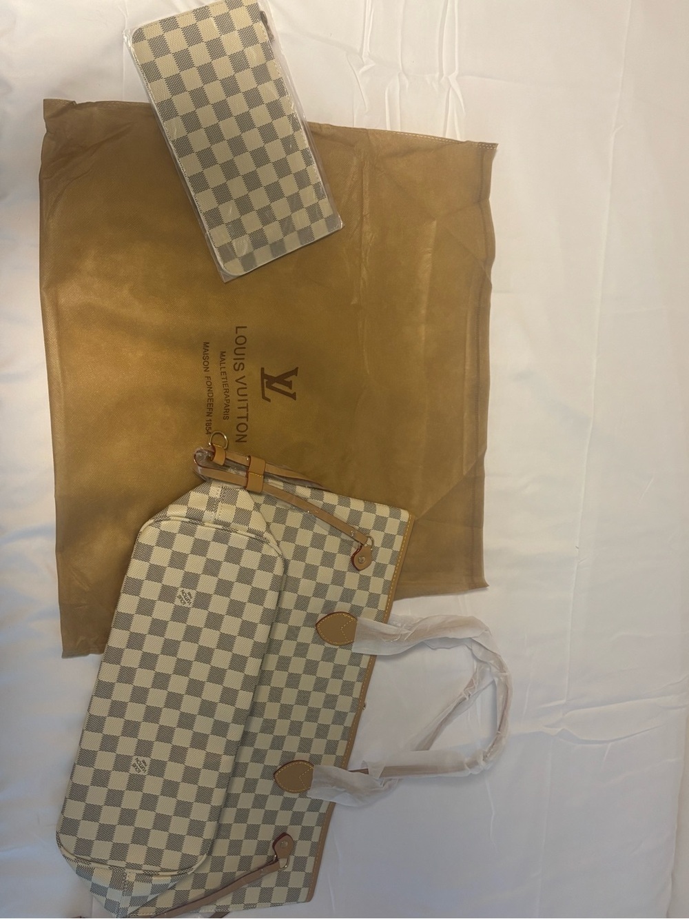Louis Vuitton Neverfull Check Canvas Tote Bag in Beige - Picture 2 of 5